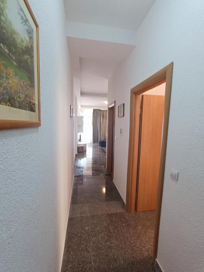 Apartmani Centar Starigrad Paklenica Buitenkant foto